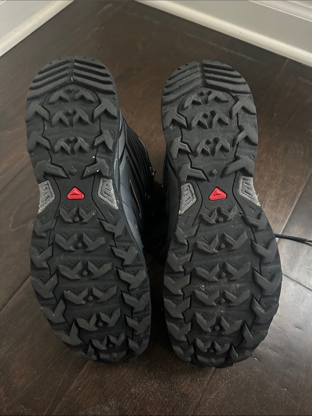 Salomon Men's Black and Gray Hiking Boots - Picture 6 of 6